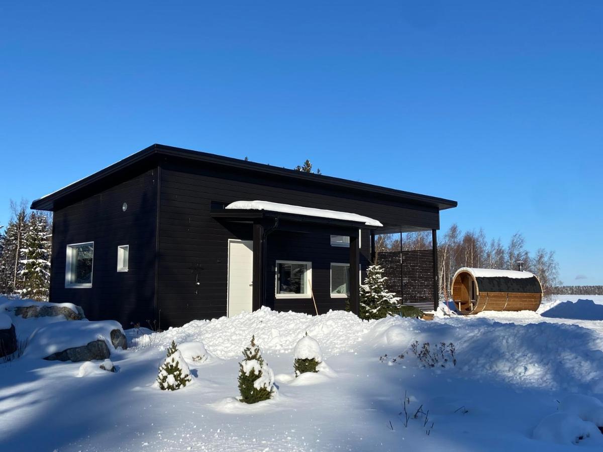 Strandro - Moekki Jaerven Rannalla Larsmo Exterior photo